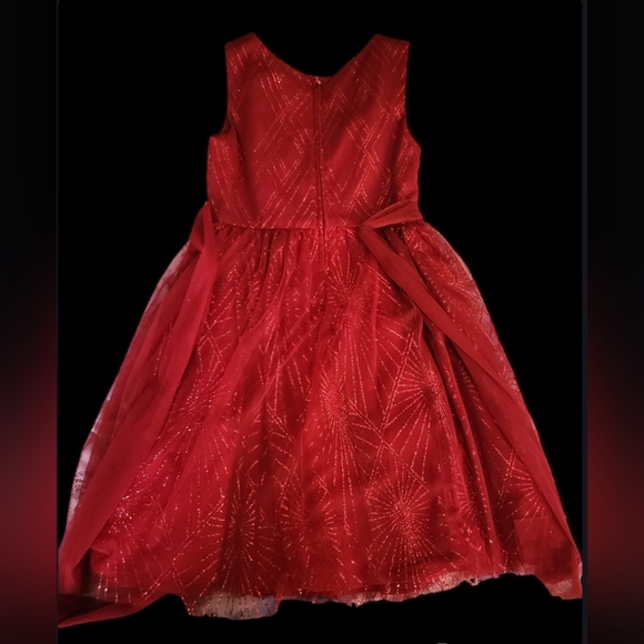 "Kid's Dream" Red, Sparkly, Size 6 Dress. - Picture 2 of 3